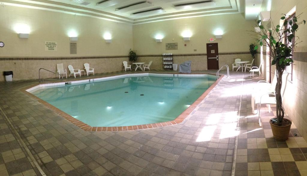 Country Inn & Suites By Radisson, Lincoln North Hotel And Conference Center, Ne Екстер'єр фото